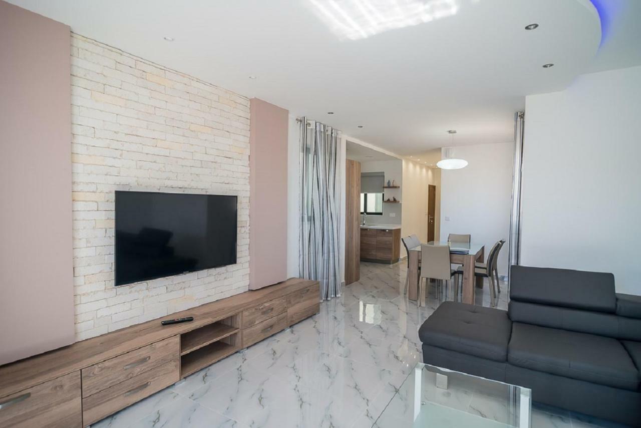 Diamonds Penthouse Apartman Marsalforn Kültér fotó